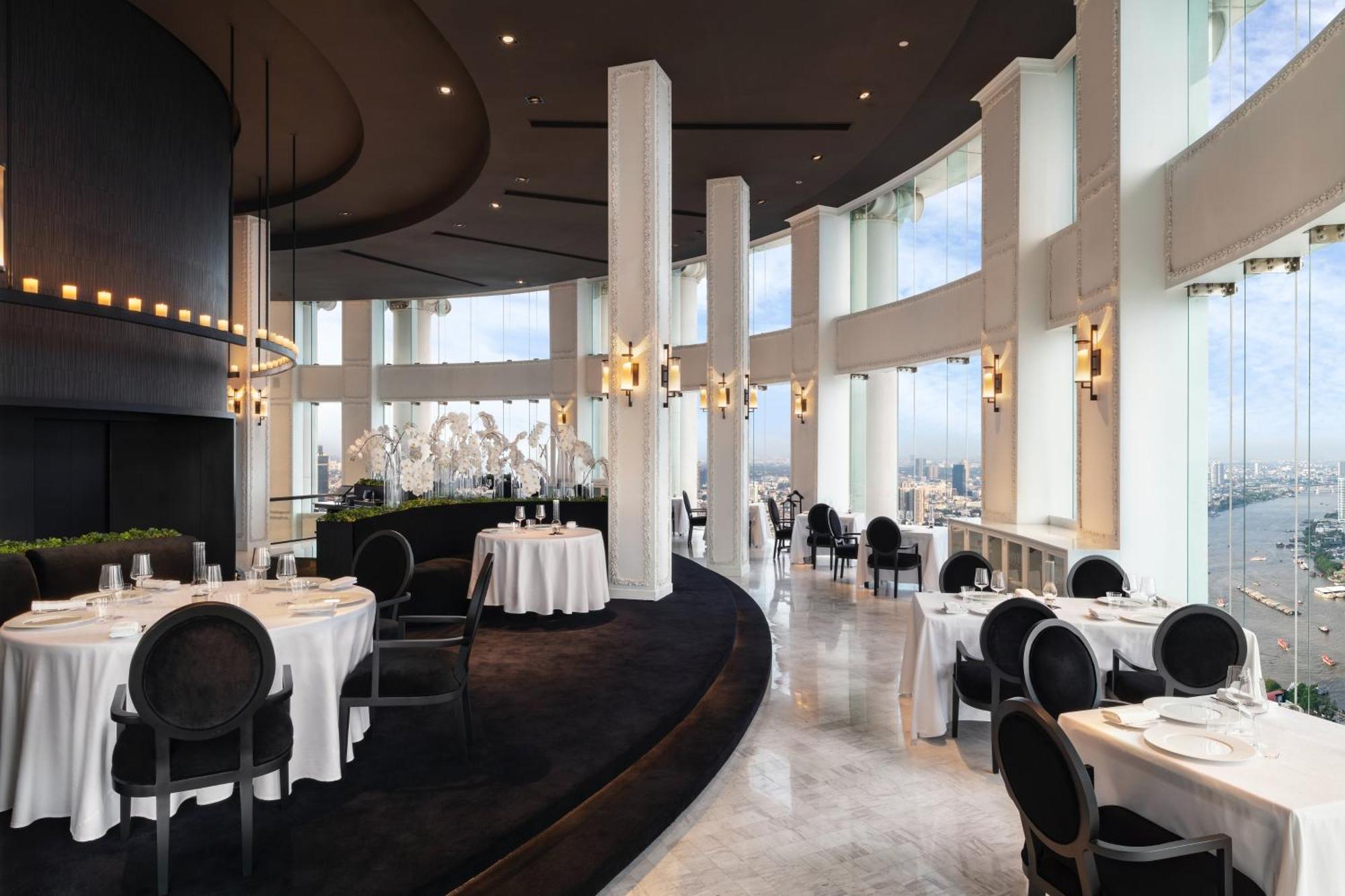 Tower Club At Lebua Hotel Bangkok Exterior photo The interior of the restaurant